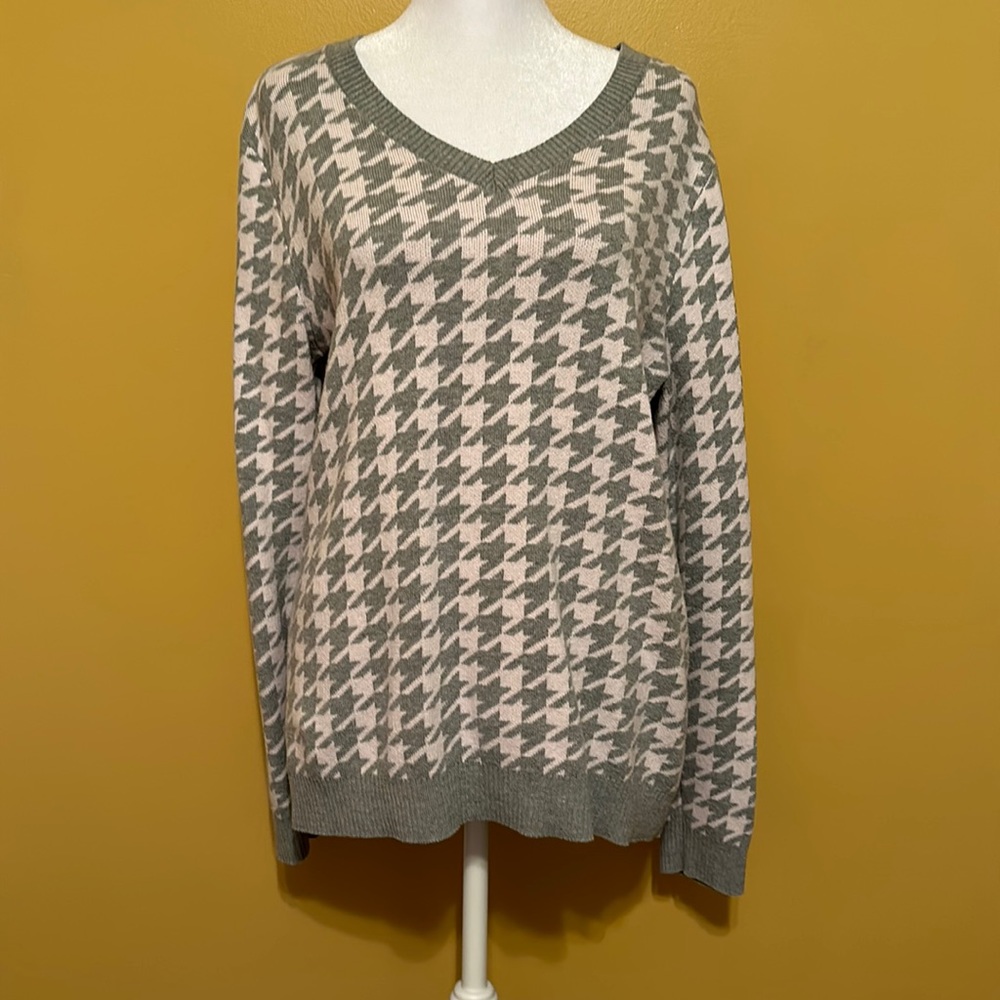 Croft and Barrow Sweater